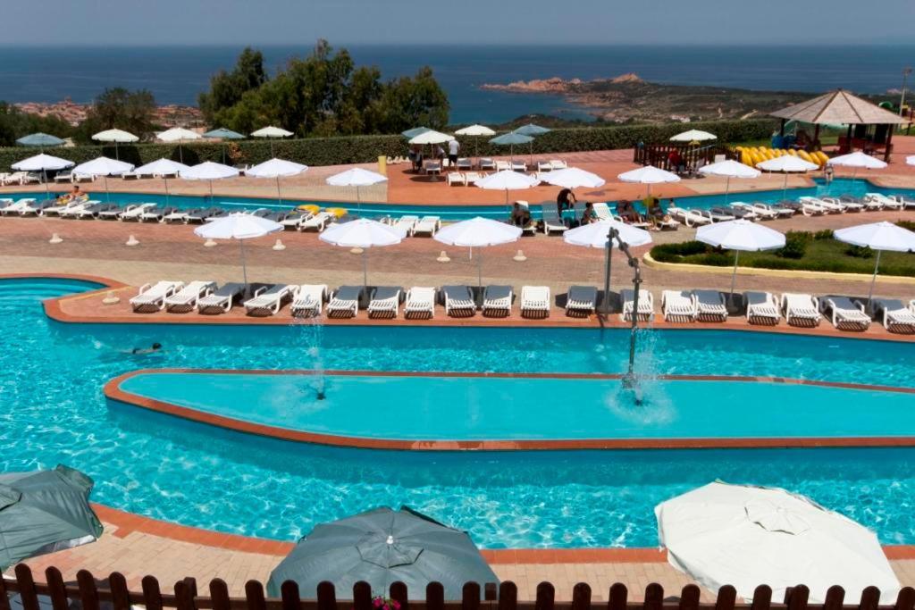 Апартаменти Acquapark Isola Rossa Costa Rossa Екстер'єр фото